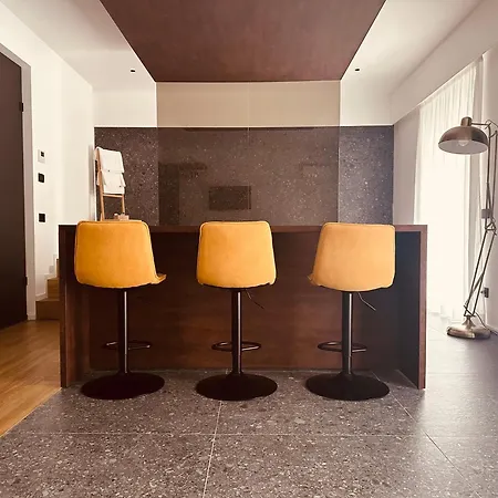 Elegance ゲストハウス チェファル