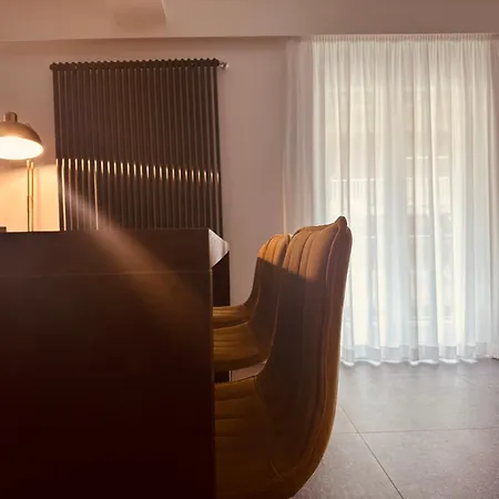 Elegance チェファル