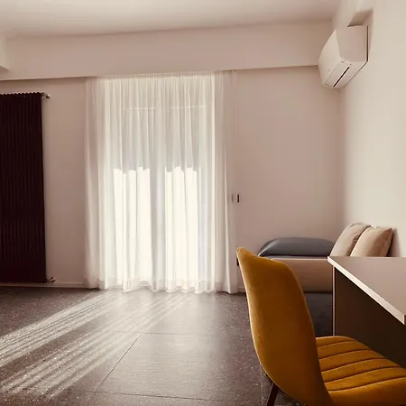 Elegance ゲストハウス チェファル