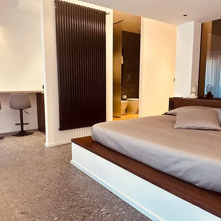 Elegance チェファル