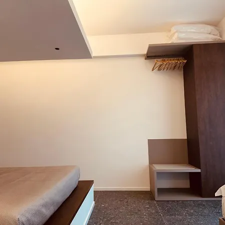 Elegance 4* チェファル